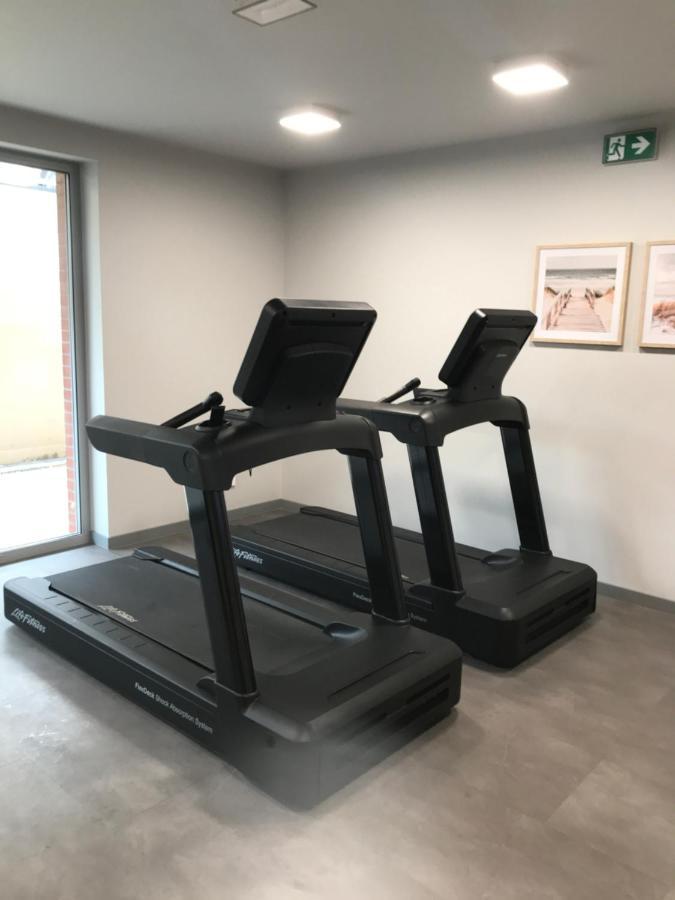 Apartment Wiatr I Woda Z Basenem Rewal