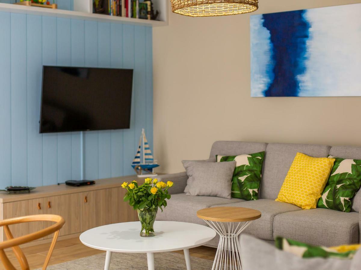 Wiatr I Woda Z Basenem Apartment