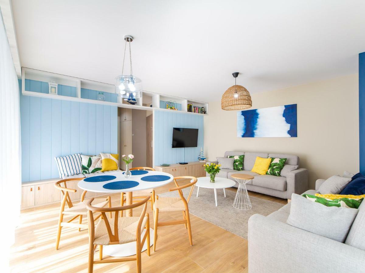 Apartment Wiatr I Woda Z Basenem Rewal