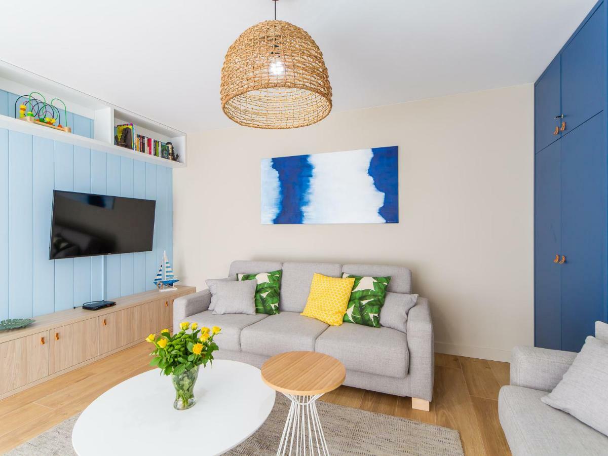 Wiatr I Woda Z Basenem Apartment Rewal